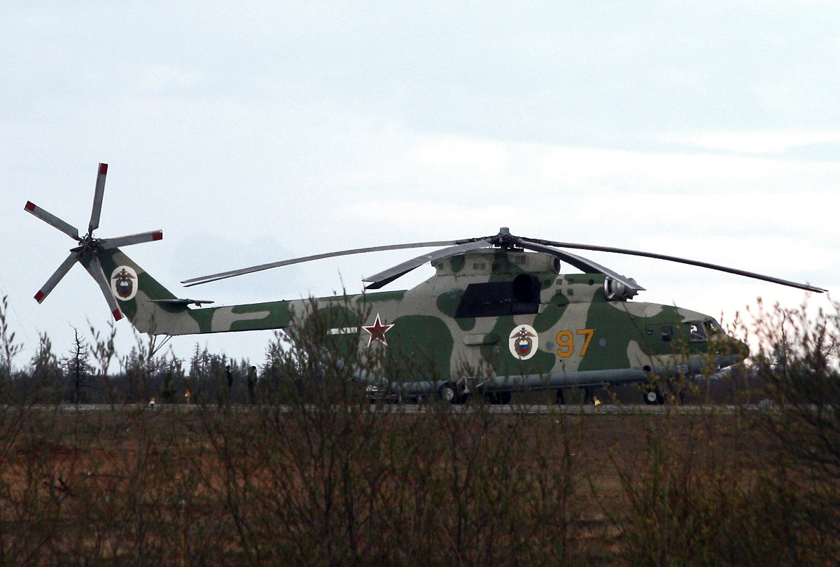 Mi-26   97 yellow