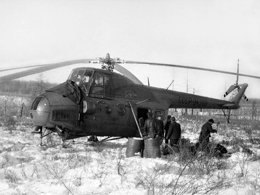 Mi-4A   CCCP-04360