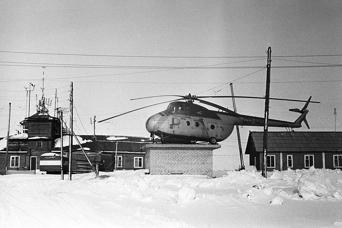 Mi-4   CCCP-14820