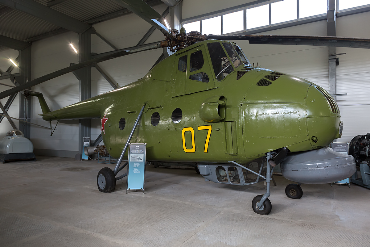 Mi-4M   07 yellow