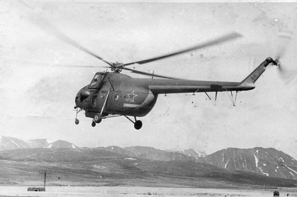 Mi-4   13 yellow