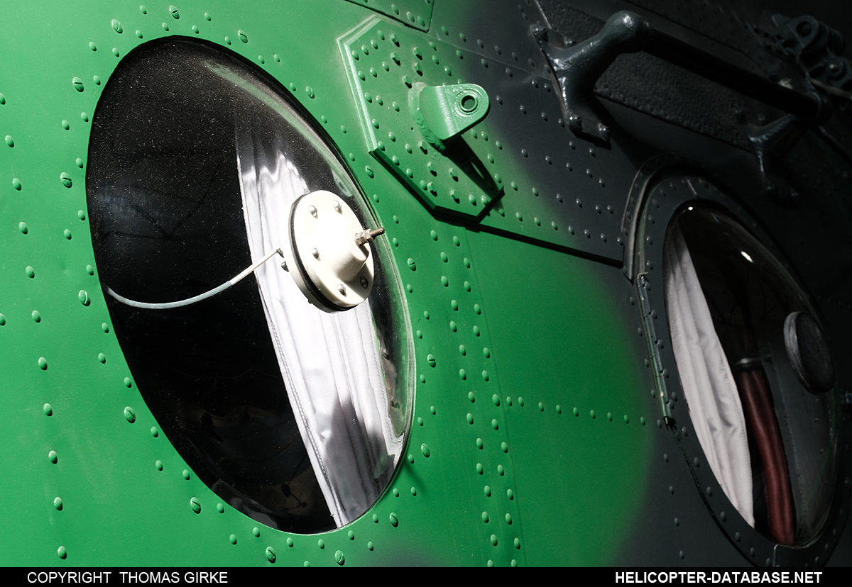 Mi-4B   2143