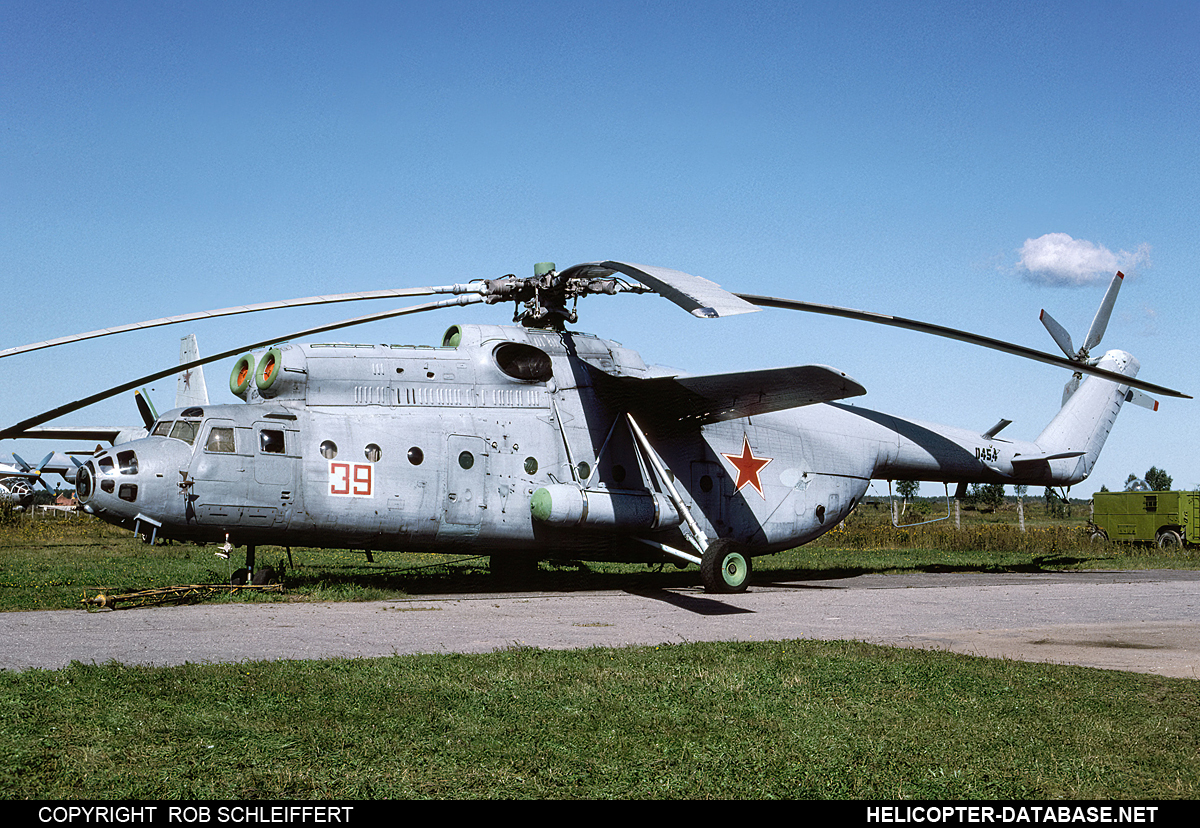 Mi-6AYa (Mi-22)   39 red