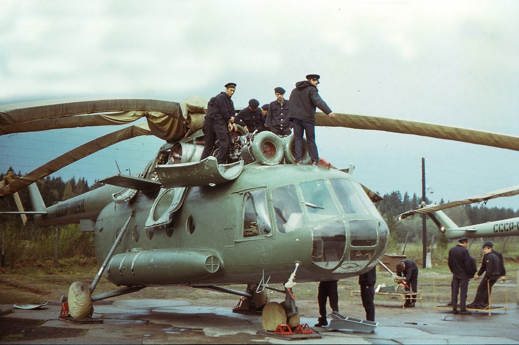 Mi-8T   CCCP-11050