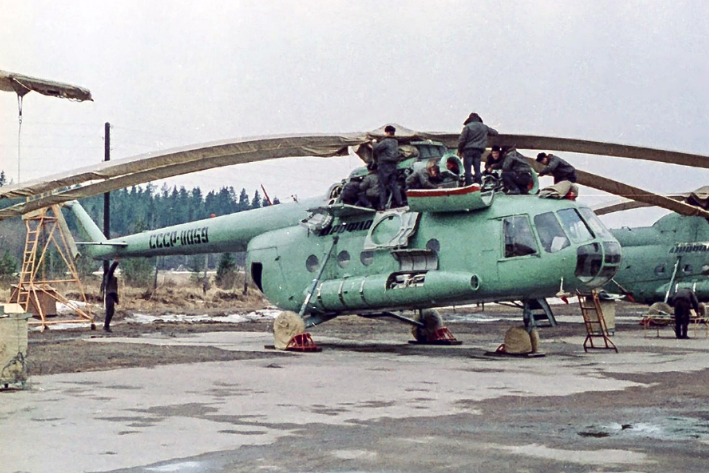 Mi-8T   CCCP-11059