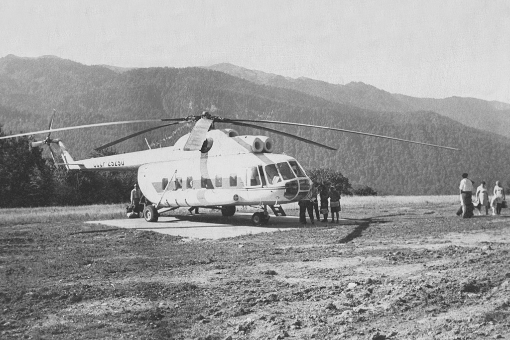 Mi-8PS   CCCP-25250