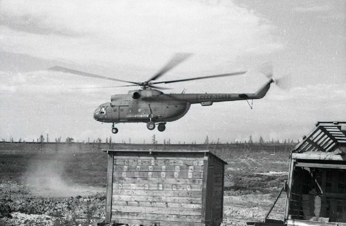 Mi-8T   CCCP-25688
