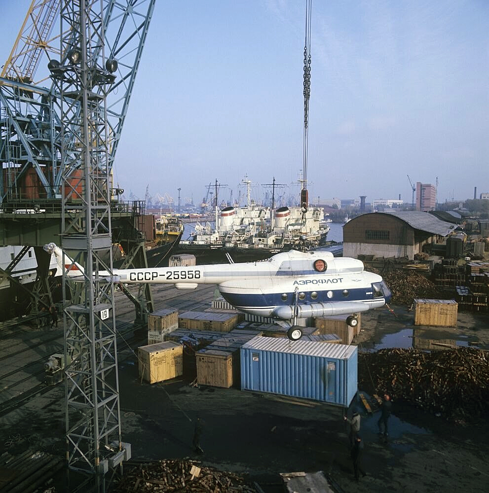 Mi-8T   CCCP-25958