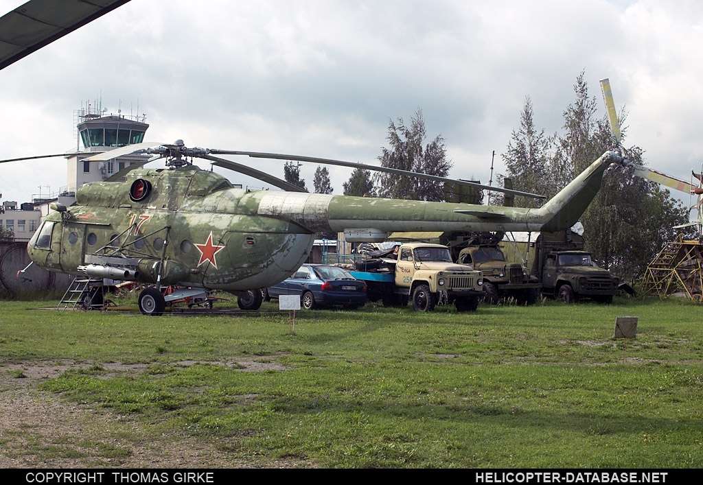 Mi-8T   17 red