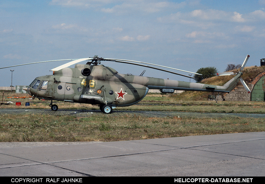 Mi-8AT   46 yellow