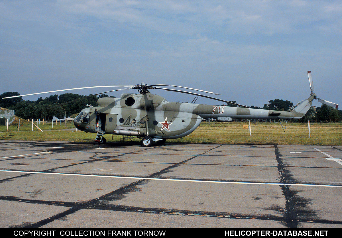 Mi-8T   70 red