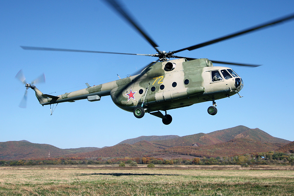 Mi-8T   72 yellow