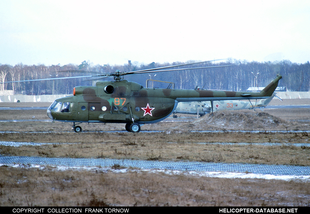 Mi-8VKP   87 orange
