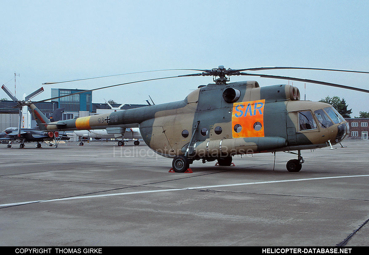 Mi-8T&nbsp;&nbsp;&nbsp;93+09