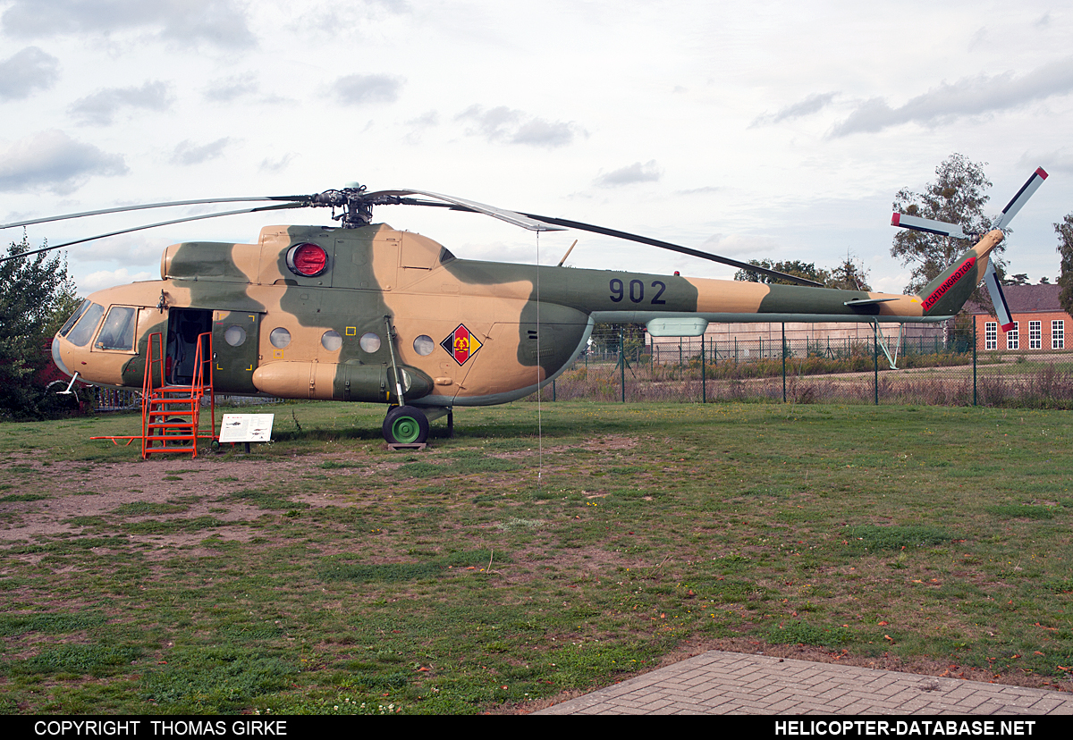 Mi-8T   902