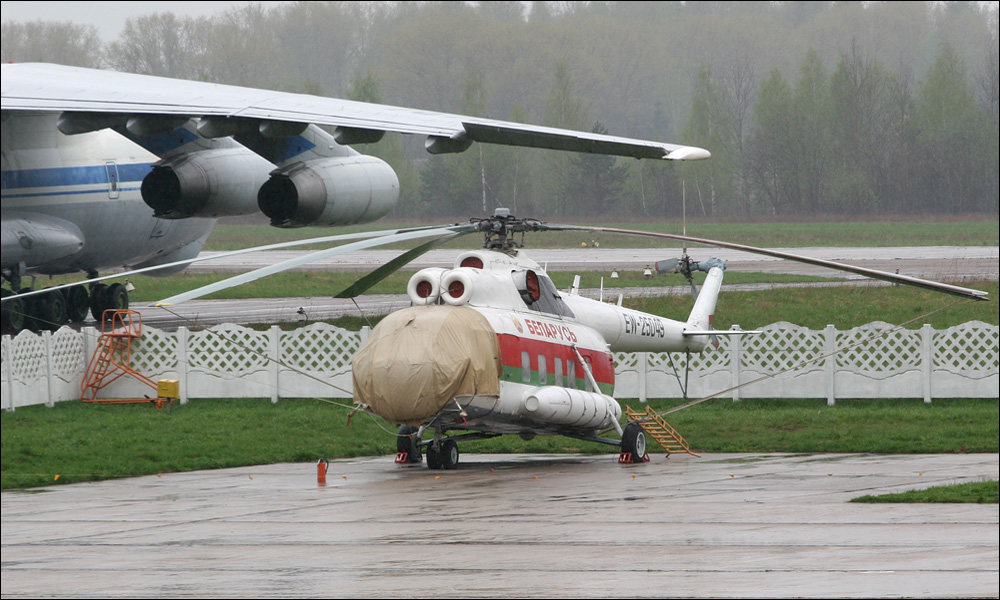 Mi-8PS   EW-25049