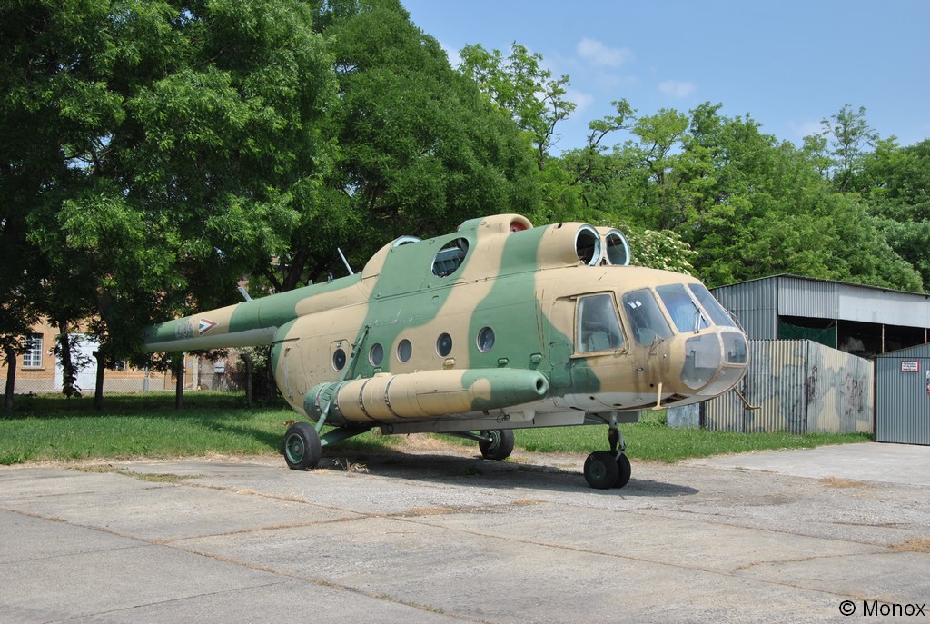 Mi-9   001