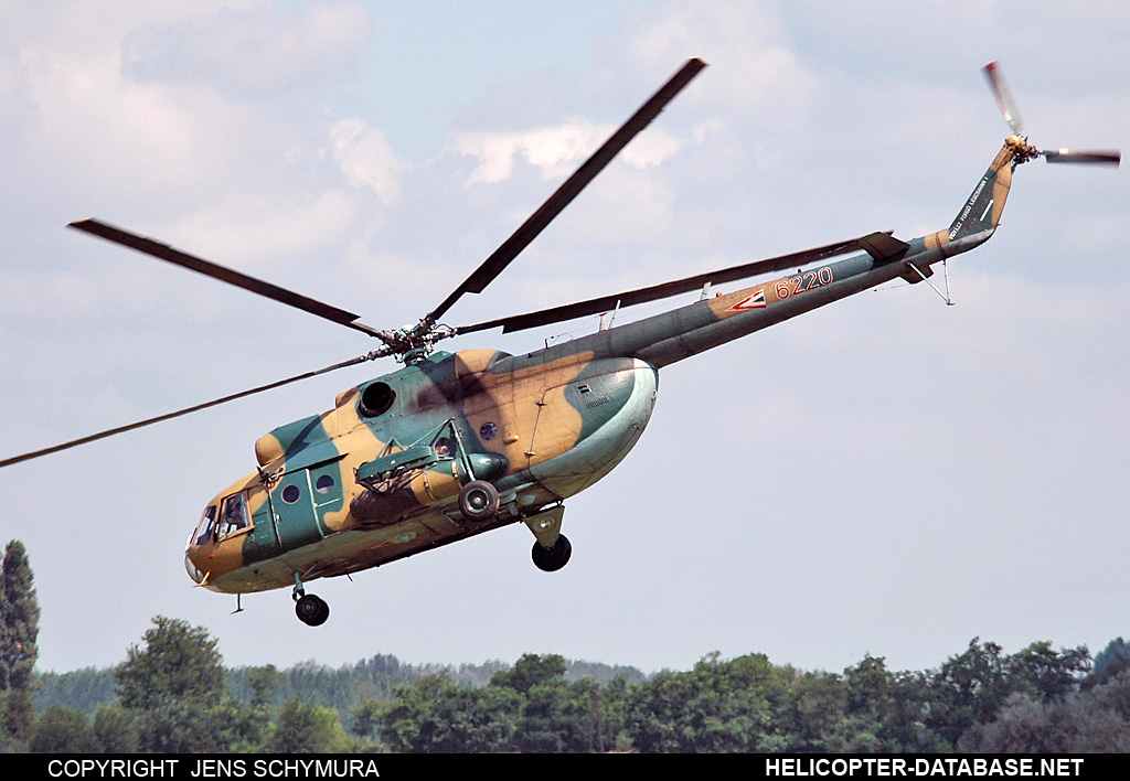 Mi-8T   6220