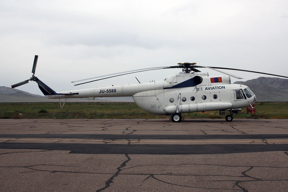 Mi-8T   JU-5588