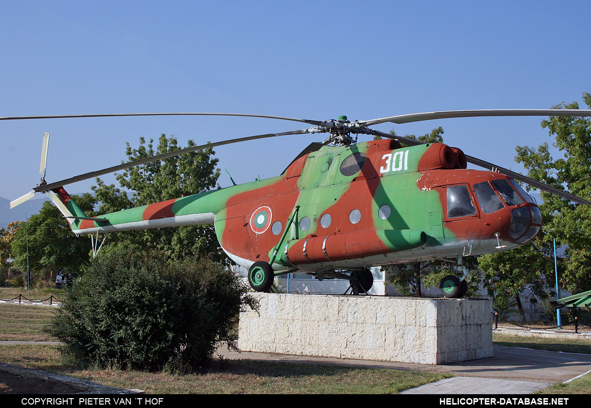 Mi-8T   301