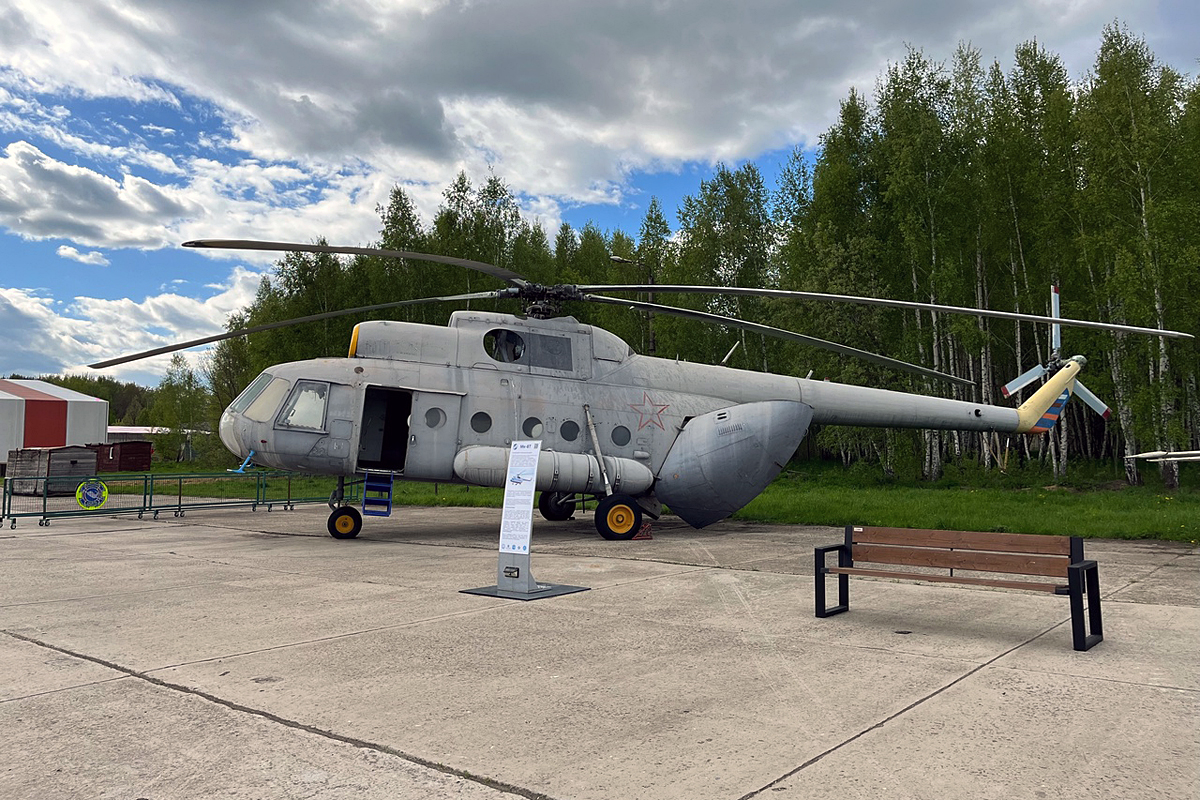 Mi-8T   (no registration)