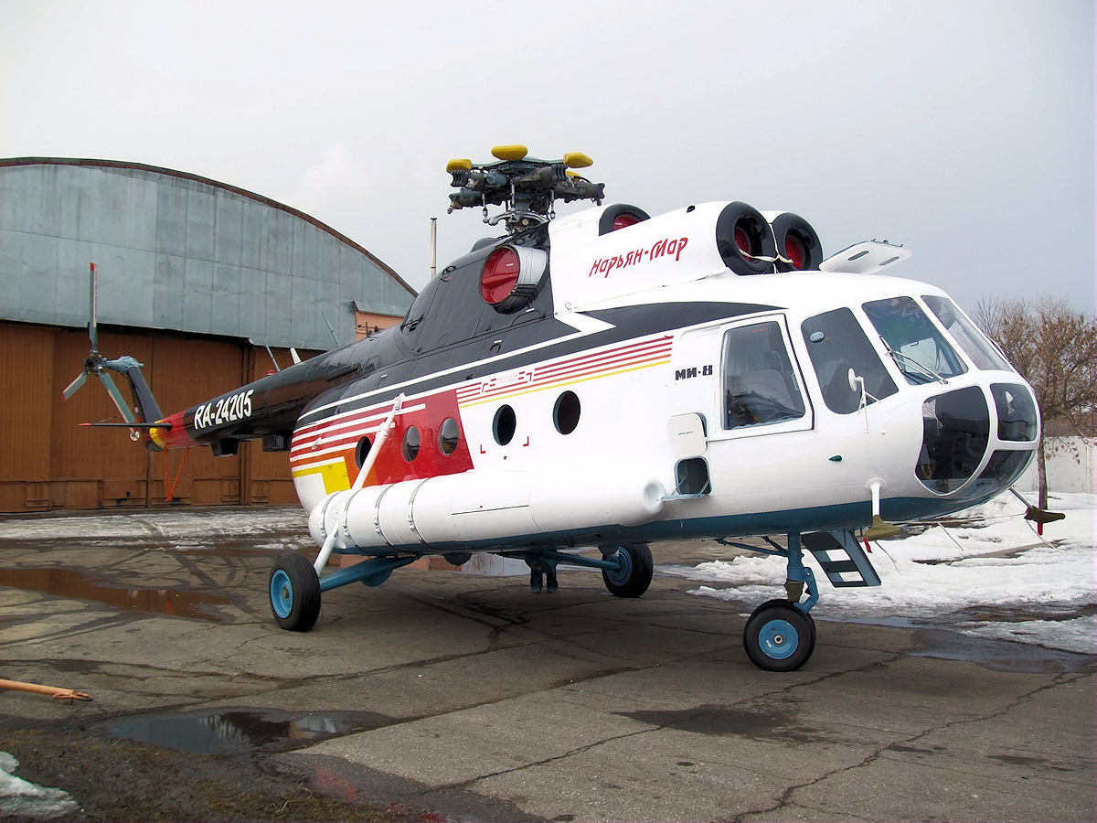 Mi-8T   RA-24205