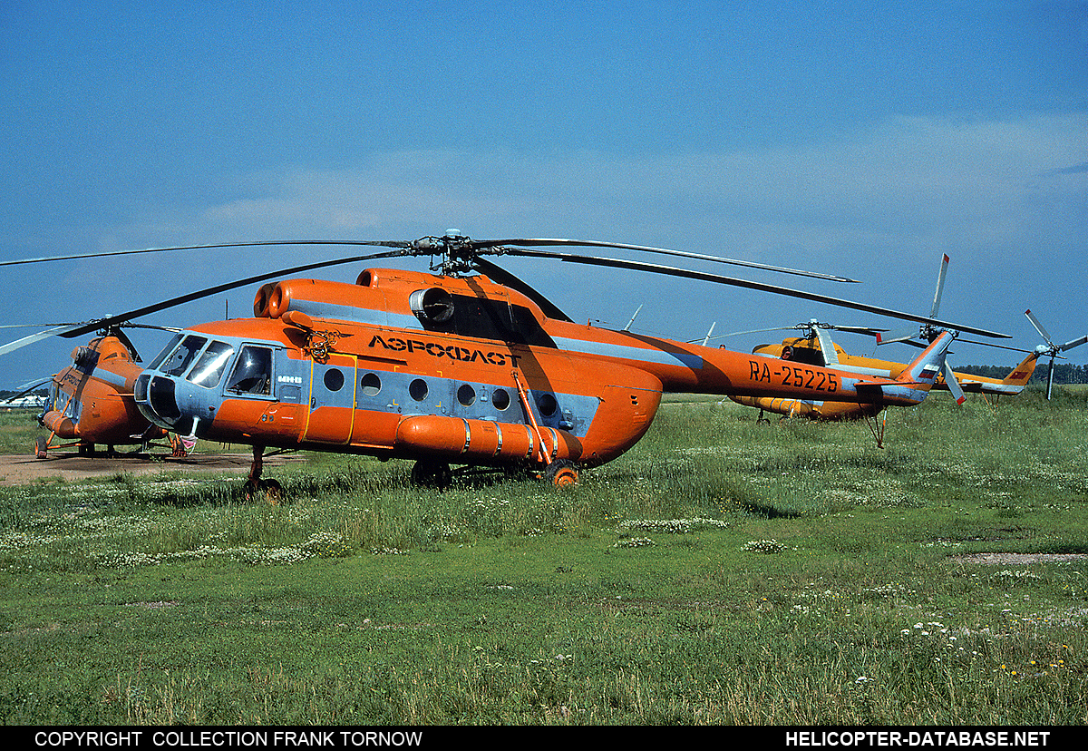 Mi-8T   RA-25225