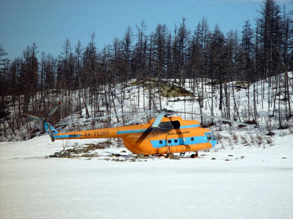 Mi-8T   RA-25389
