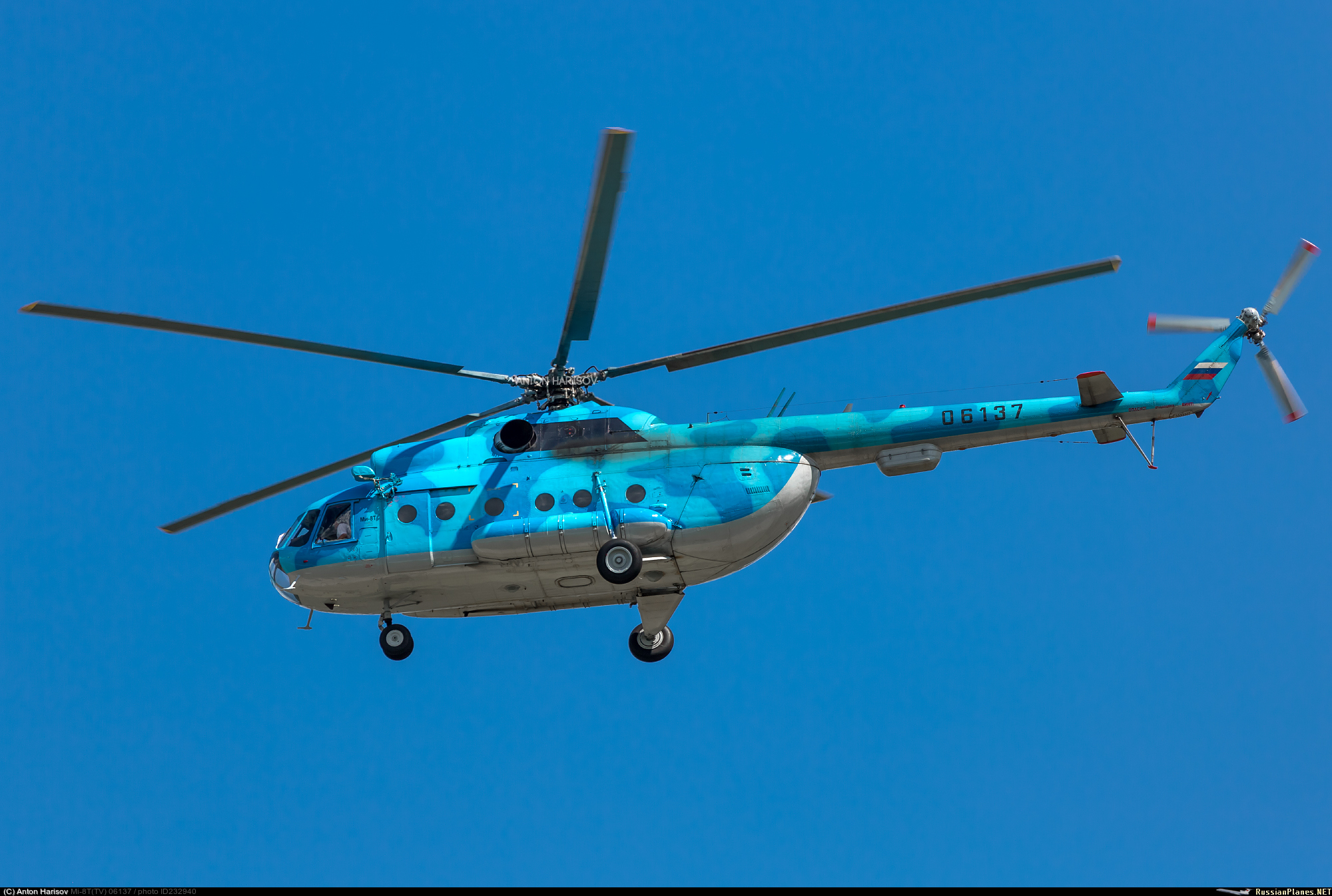 Mi-8T   06137