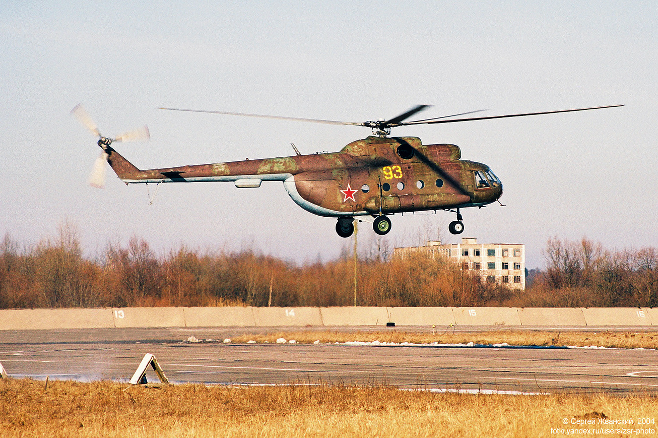 Mi-8T   93 yellow