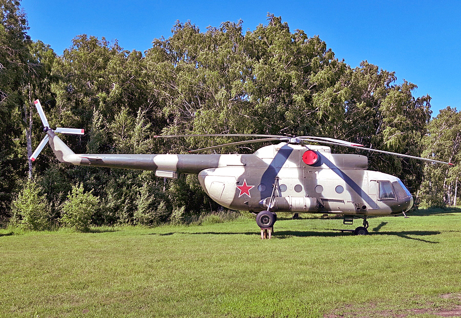 Mi-8T   (not known)