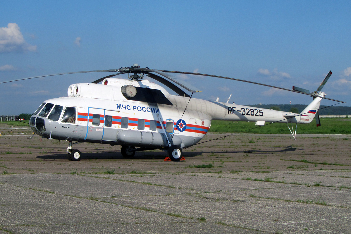 Mi-8PS   RF-32825