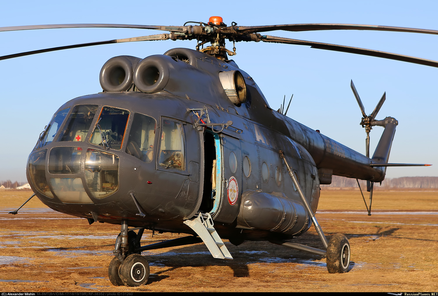 Mi-8T   RF-38352