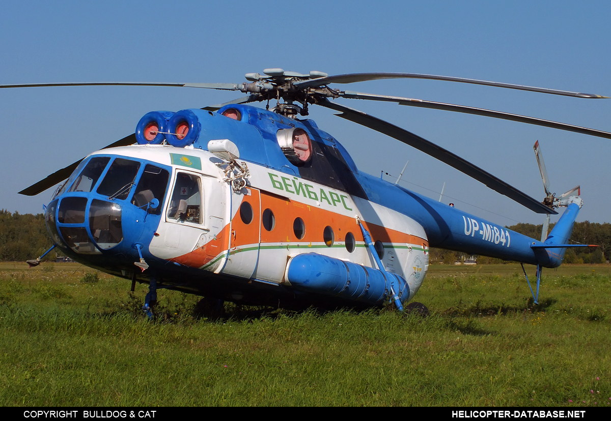 Mi-8T   UP-MI841