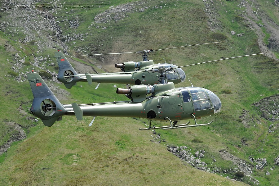 HS-42 (SA-341H Gazelle)&nbsp;&nbsp;&nbsp;12752