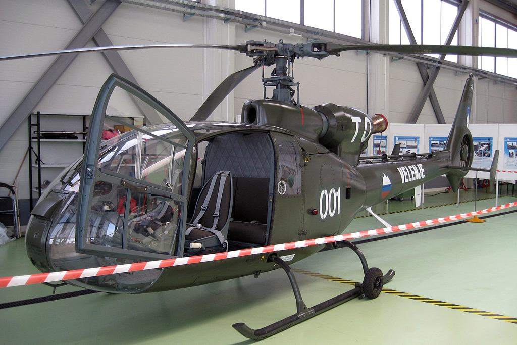 HO-42 (SA-341H Gazelle)   TO-001