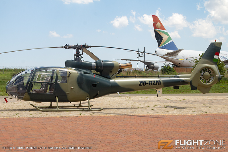 HO-42 (SA-341H Gazelle)&nbsp;&nbsp;&nbsp;ZU-RZM